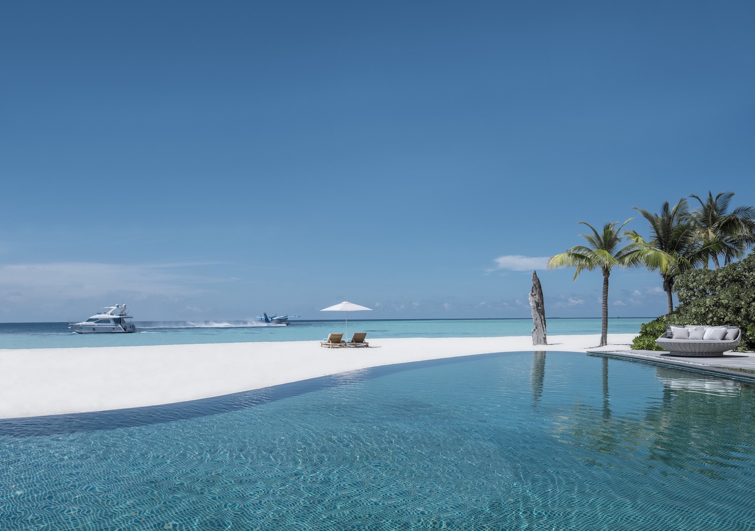 Maldives Holidays Four Seasons Voavah Private Island Flagstone Travel