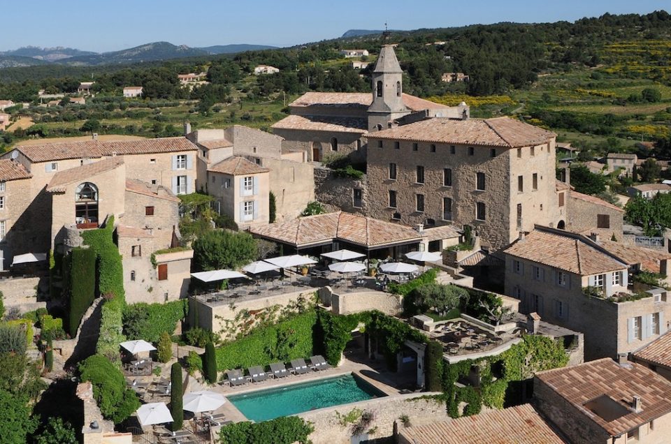 Hotel Crillon Le Brave External