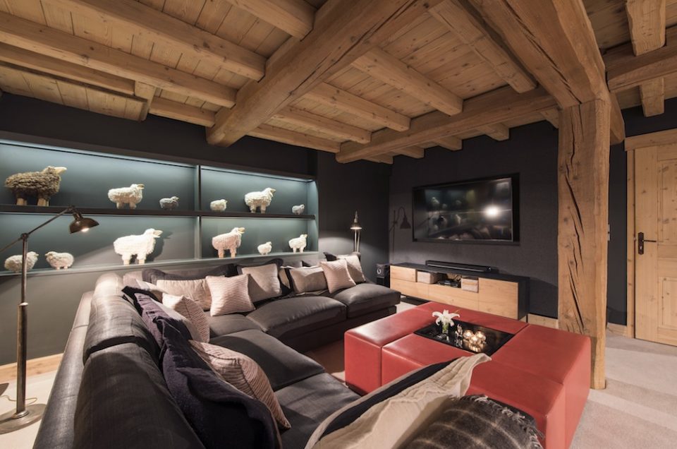 Chalet du Cret TV room